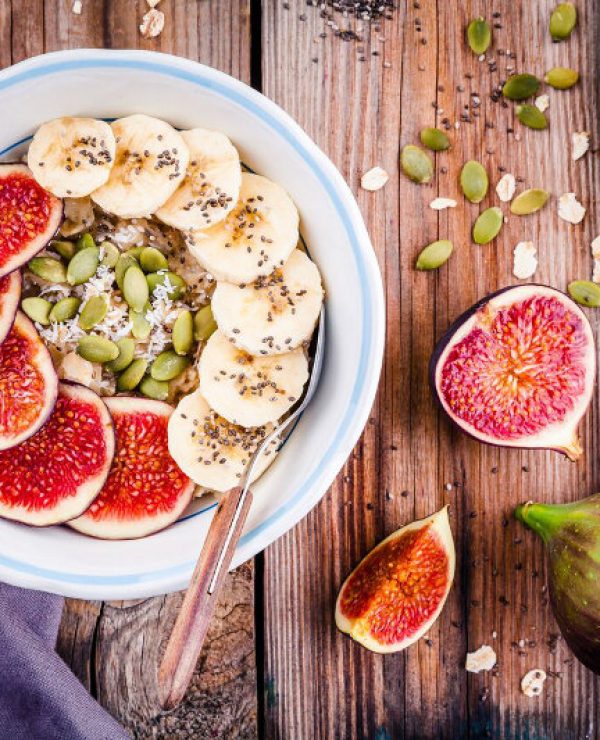 goodblog mit der TCM-Ernährungsberatung Apfelbaum: Porridge - mit Feigen und Bananen (c) nblxer/fotolia